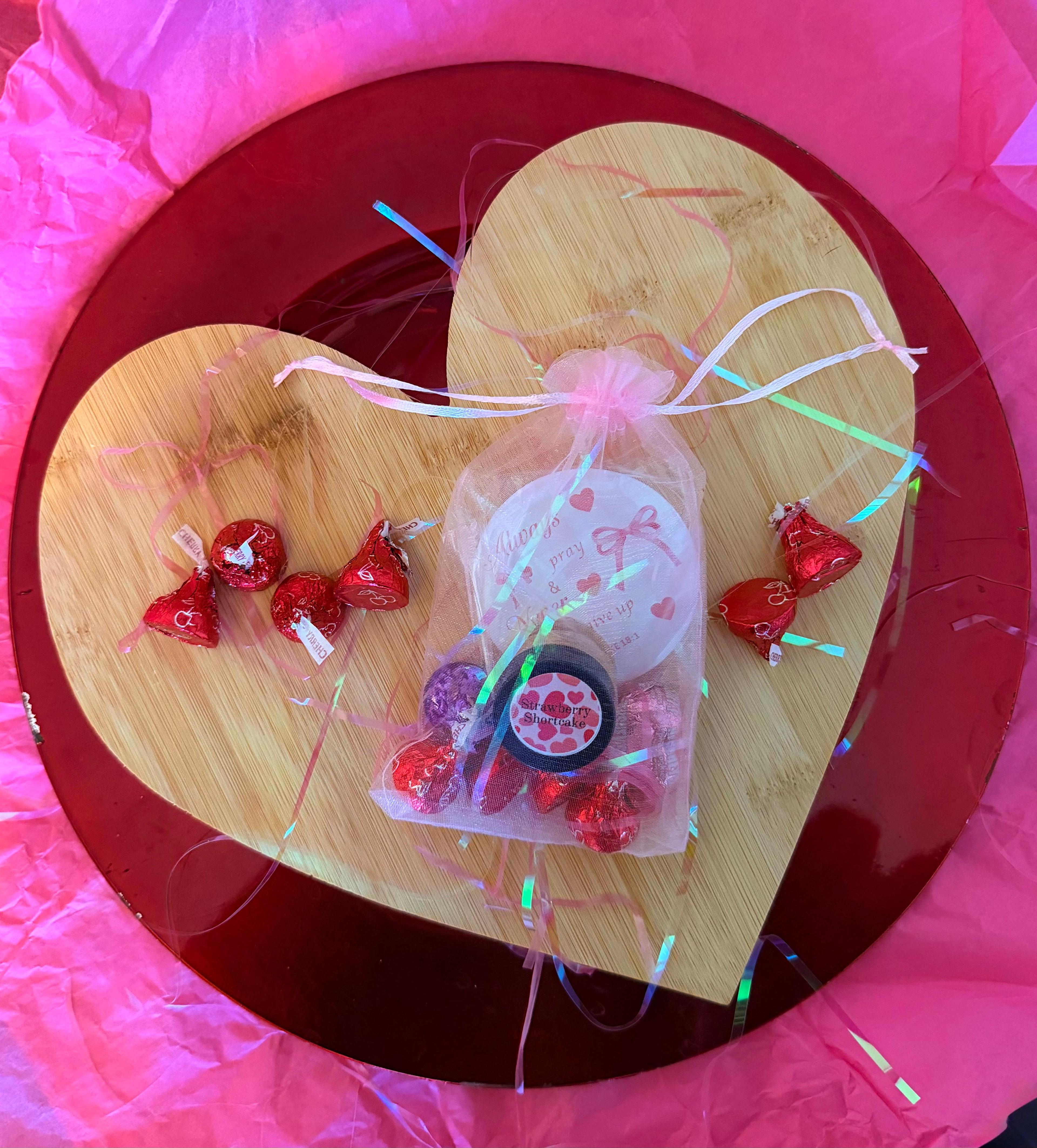 Valentine Bundle (Sealed with a Kiss (Strawberry Shortcake))