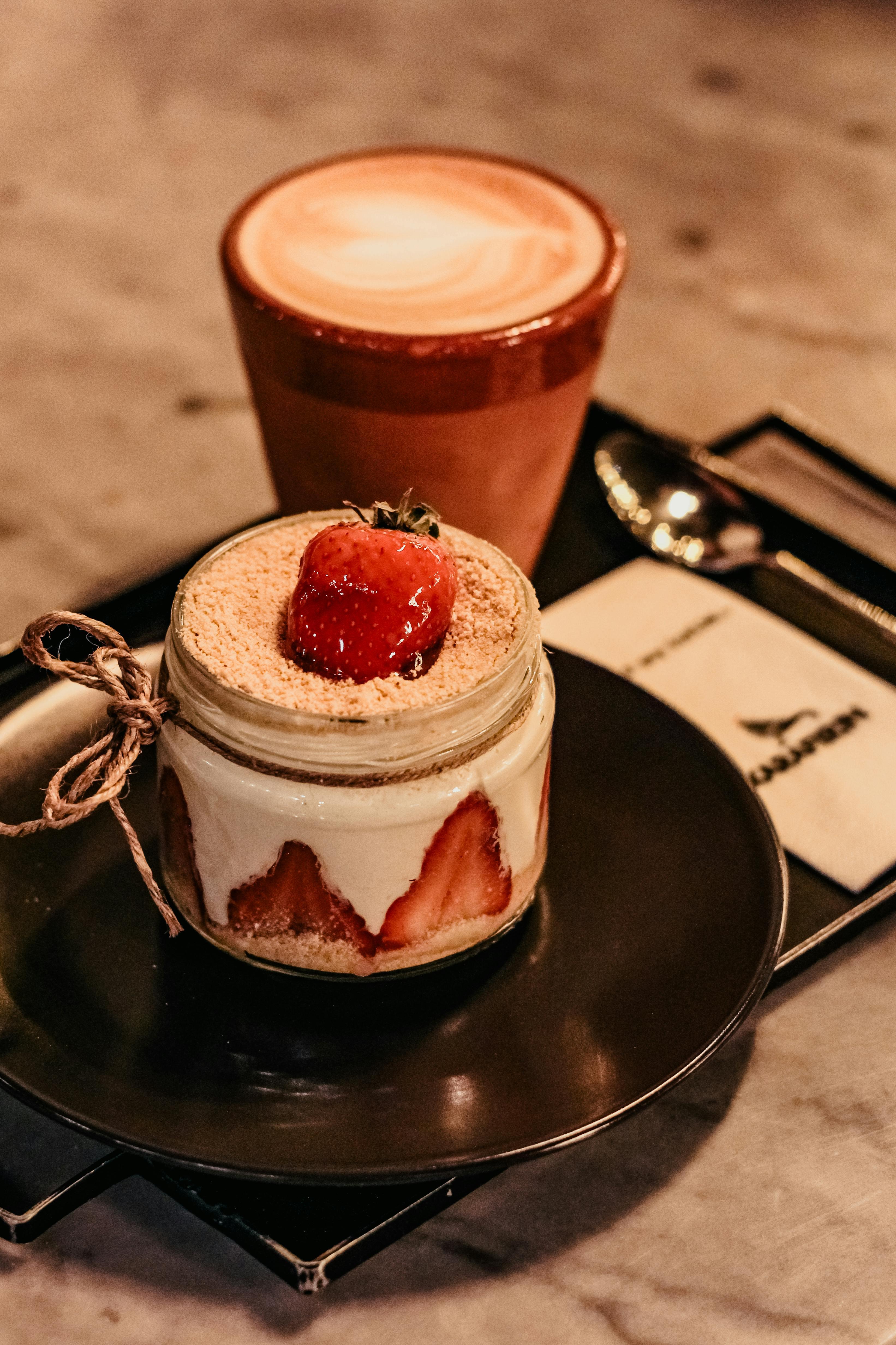 Lip Scrub - Strawberry Shortcake