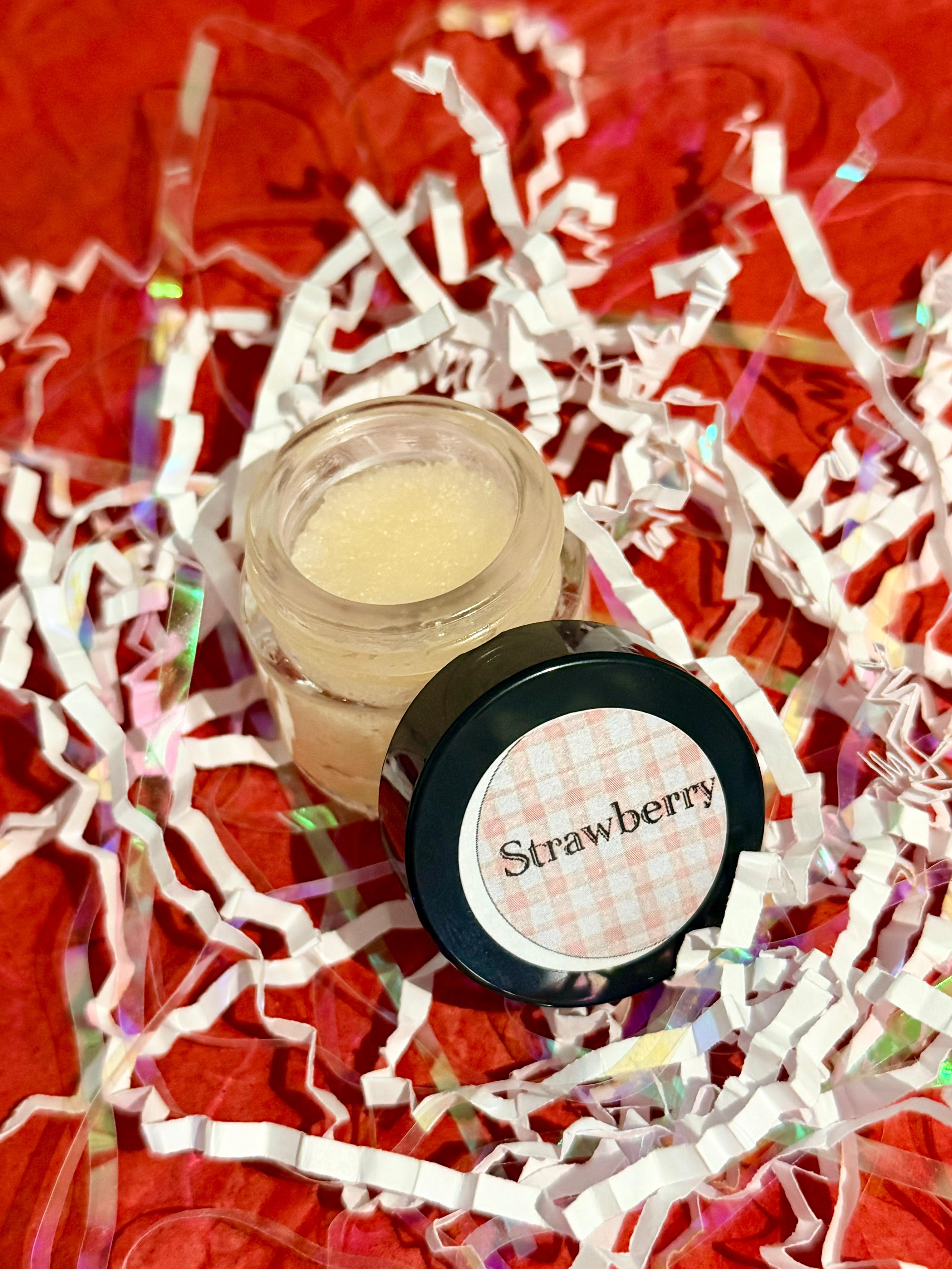 Lip Scrub Strawberry thumbnail 2